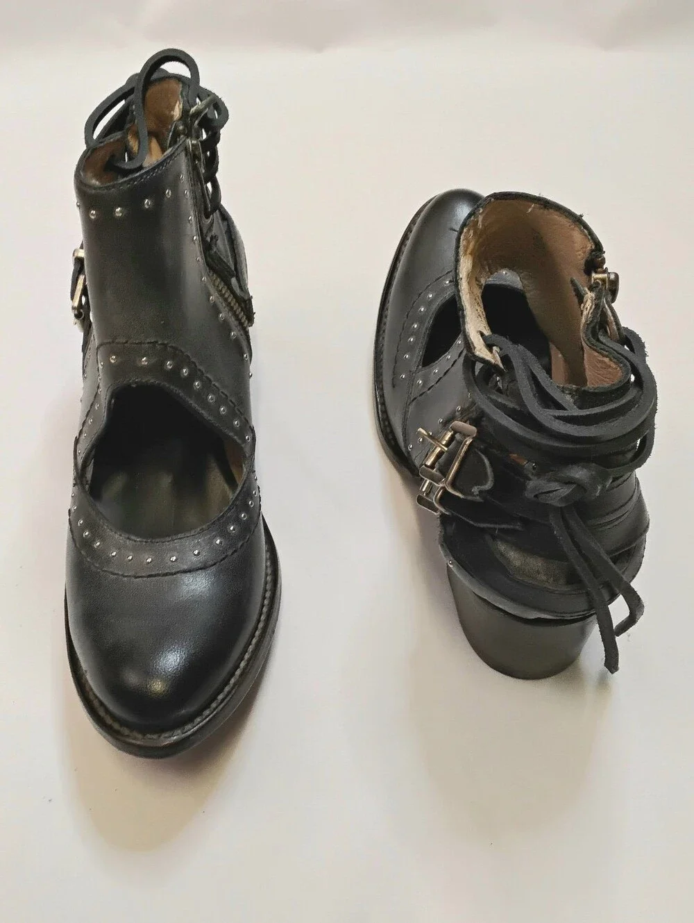 Freebird Leather Desert Boots - Picture 2 of 9
